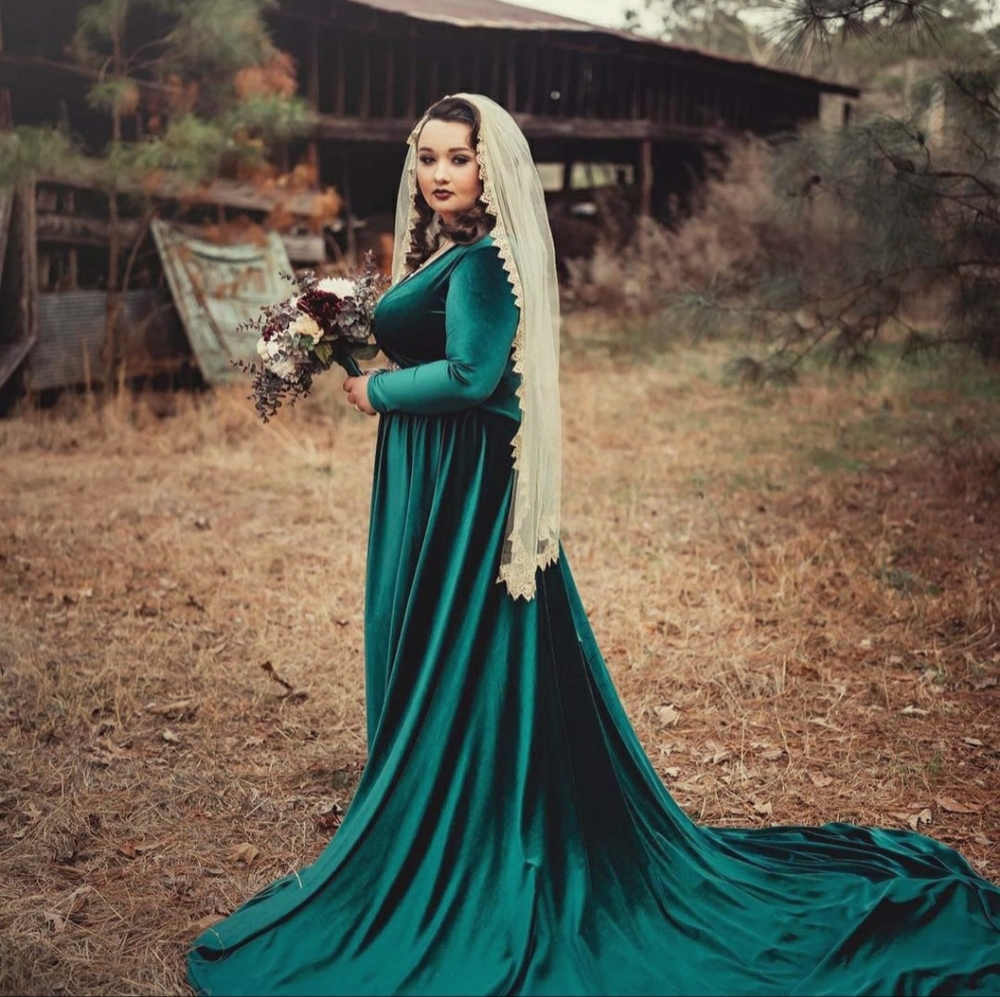 Plus Size Emerald Velvet Dress
